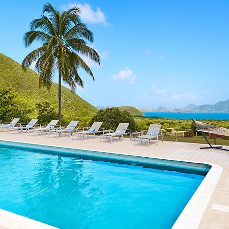 Mount Nevis Hotel Luaran gambar