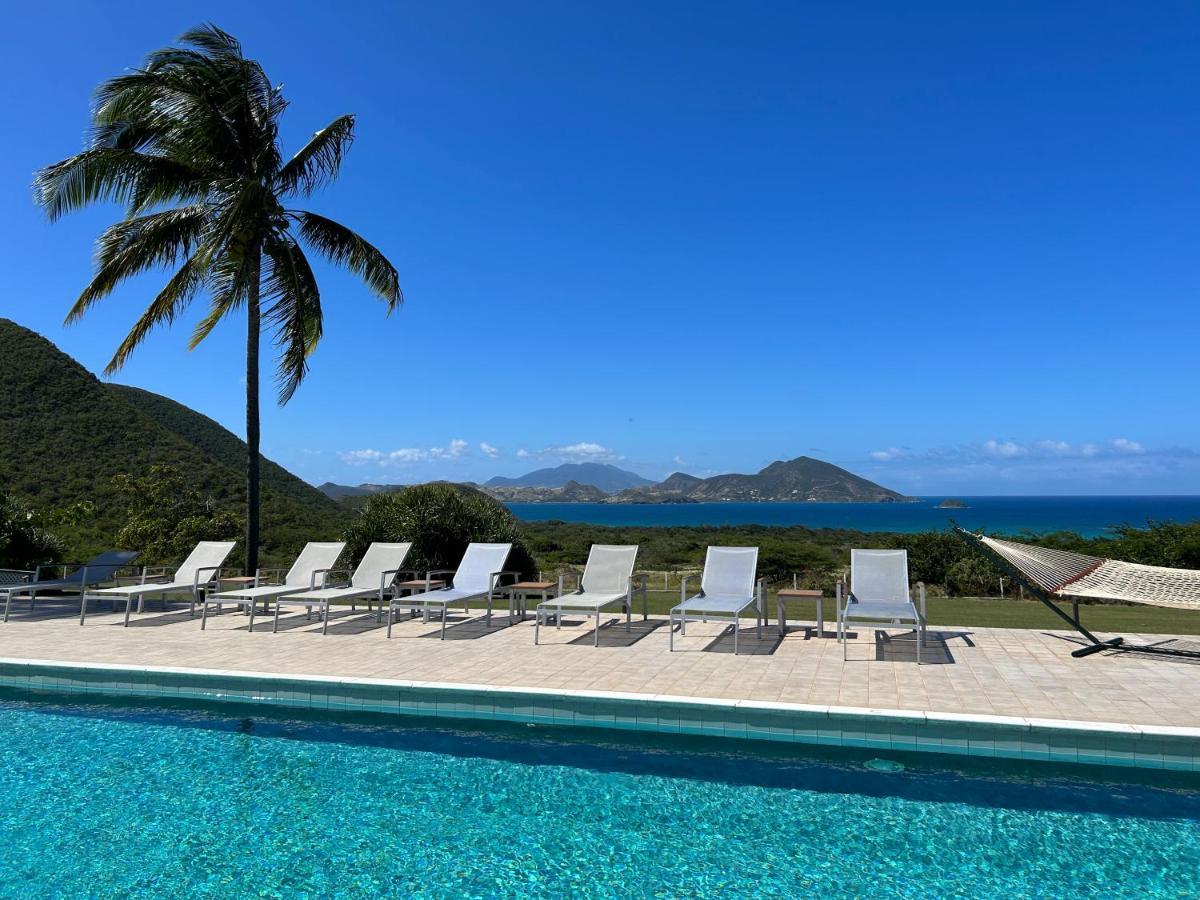 Mount Nevis Hotel Luaran gambar