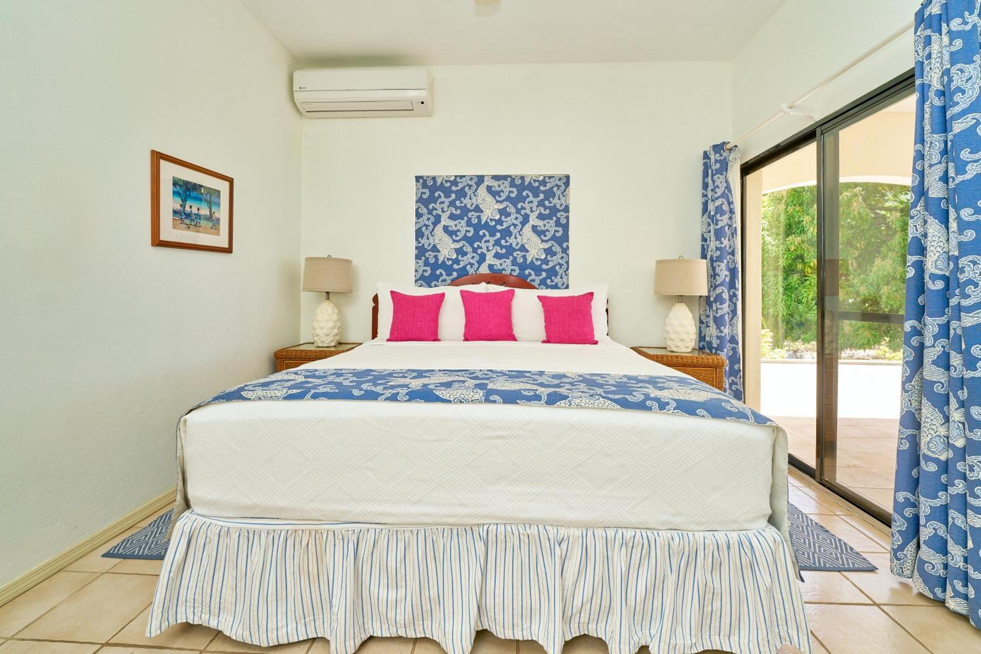 Mount Nevis Hotel Luaran gambar