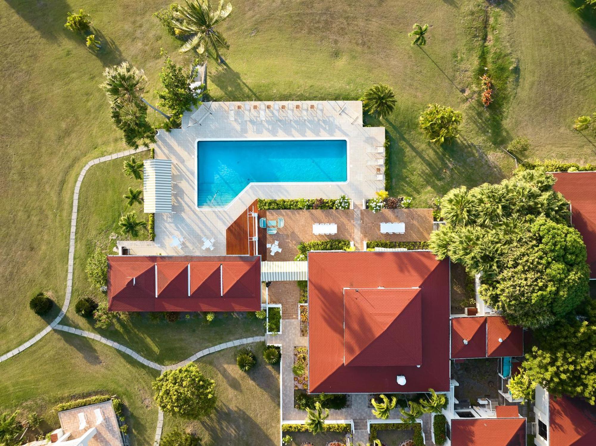 Mount Nevis Hotel Luaran gambar