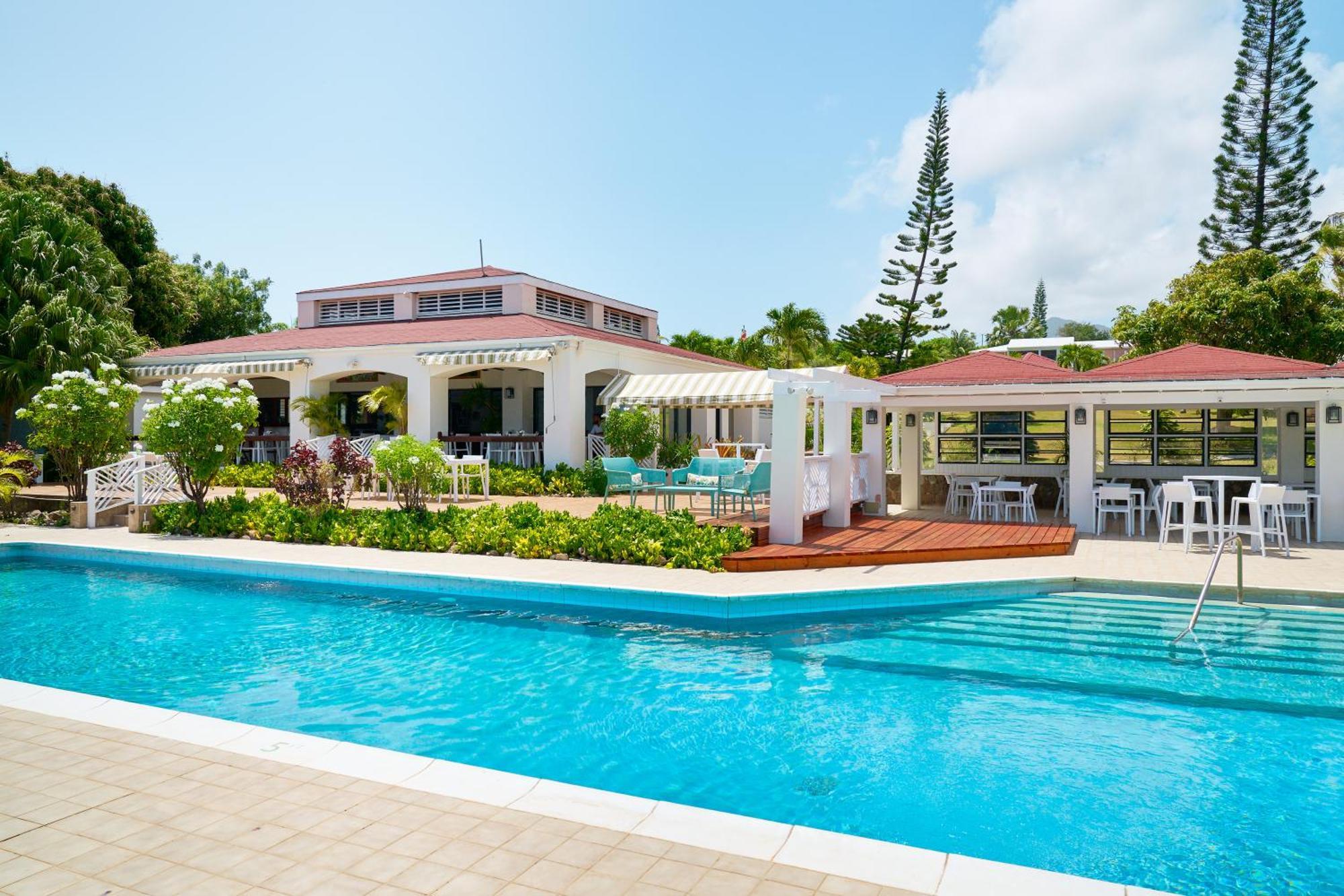Mount Nevis Hotel Luaran gambar