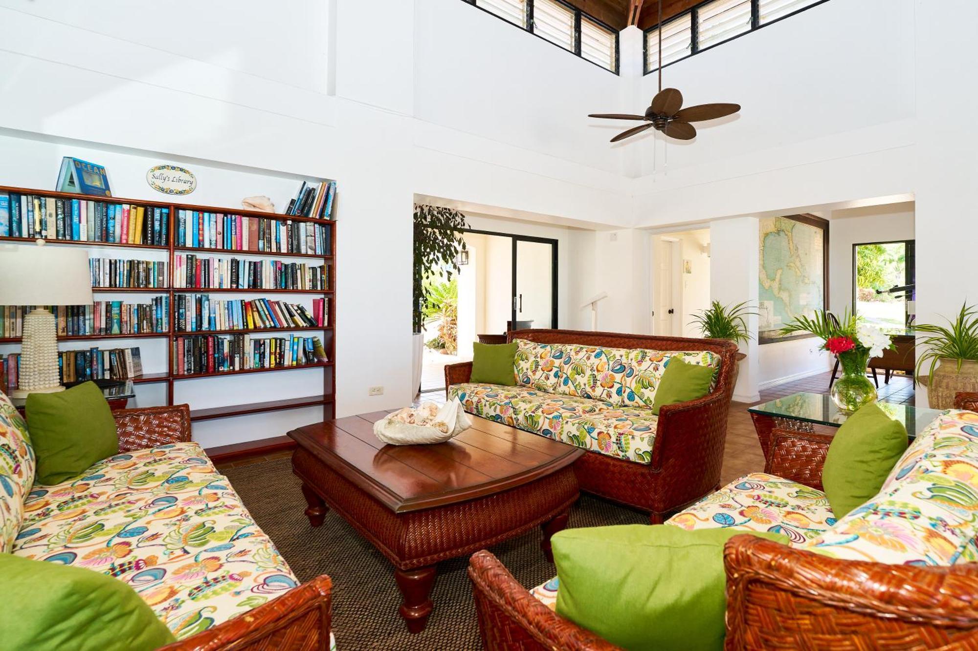 Mount Nevis Hotel Luaran gambar
