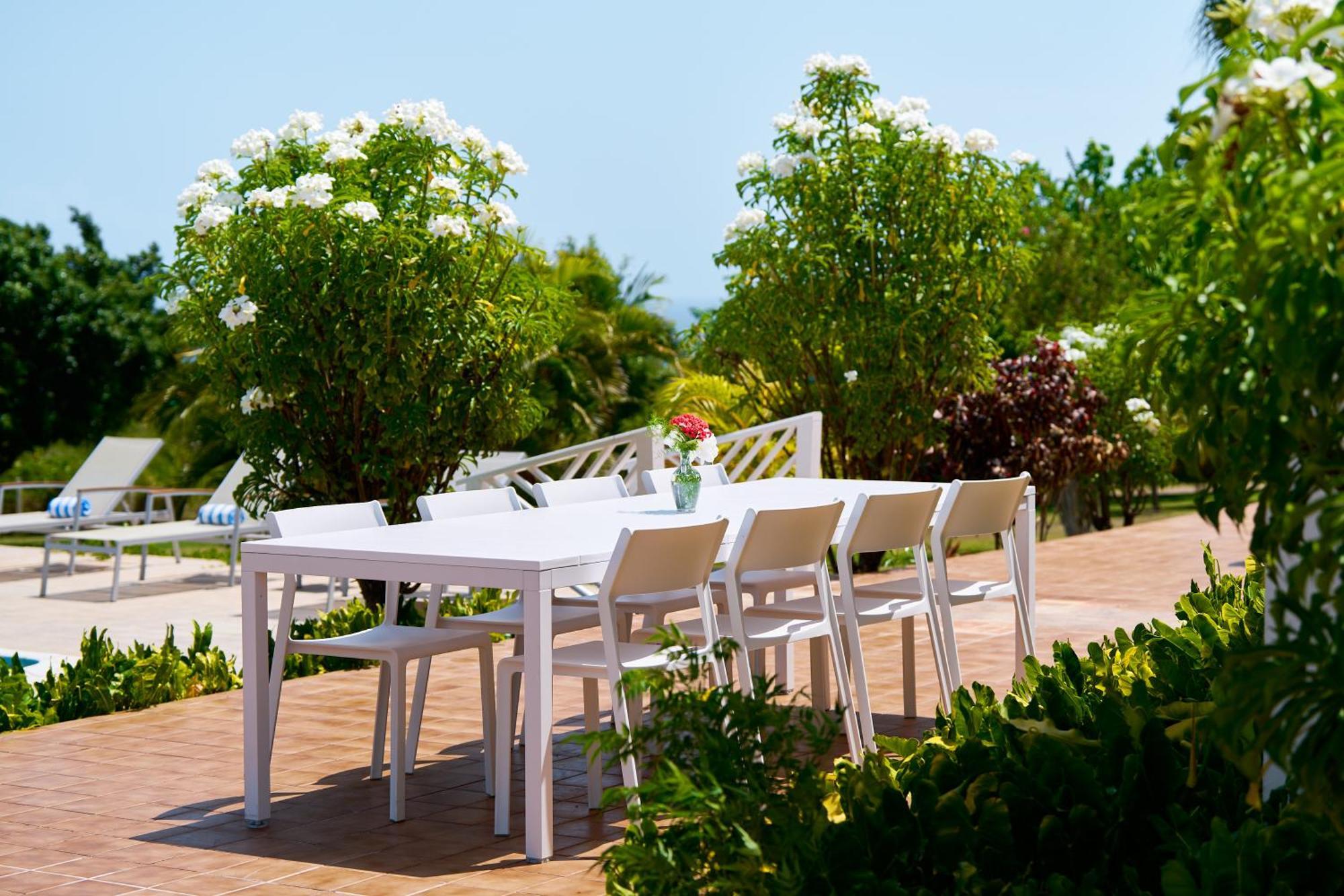 Mount Nevis Hotel Luaran gambar