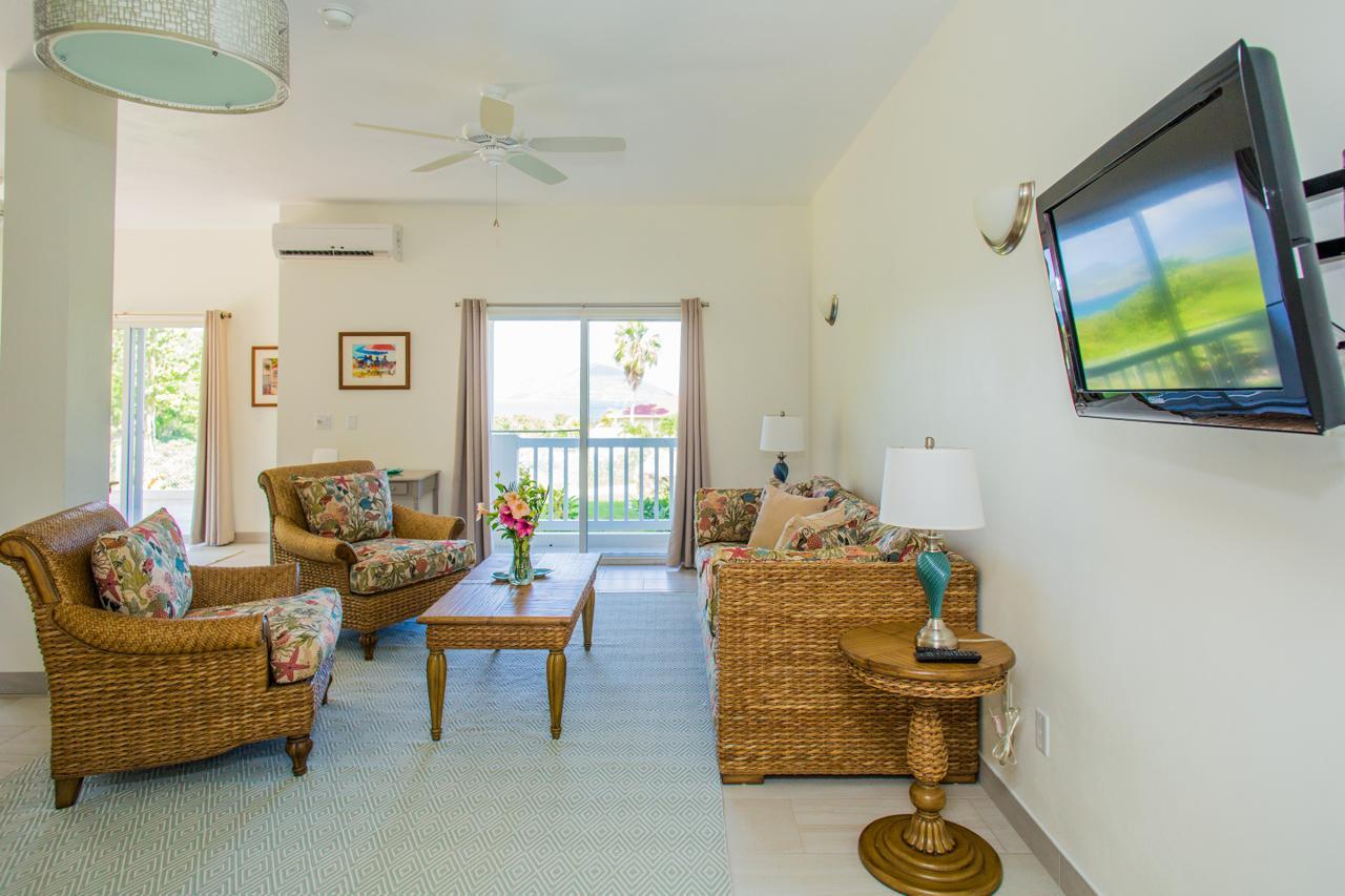 Mount Nevis Hotel Luaran gambar